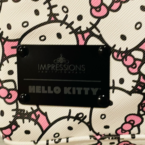 Hello Kitty Cosmetics Bag by Impressions - Picture 6 of 6